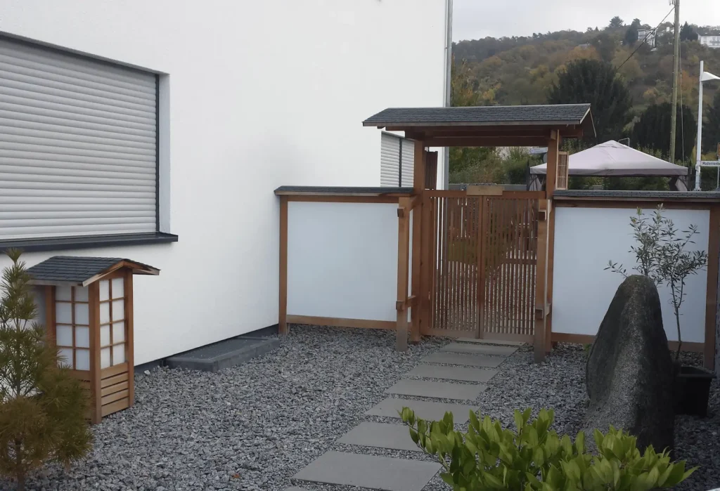 Gartentor in japanischen Stil